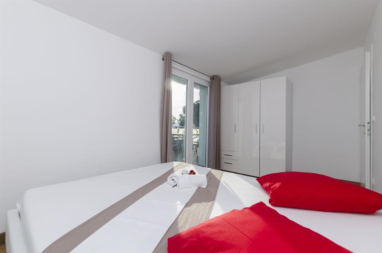 Apartments Lorenzo Lokva Rogoznica Exteriér fotografie